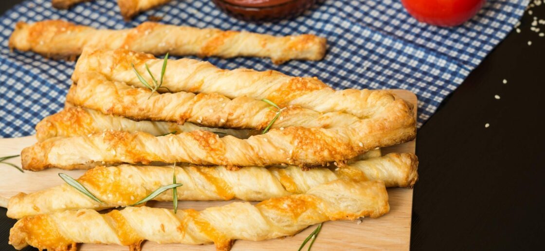 Les plus gourmands peuvent ajouter des morceaux de fromage avant de rouler
