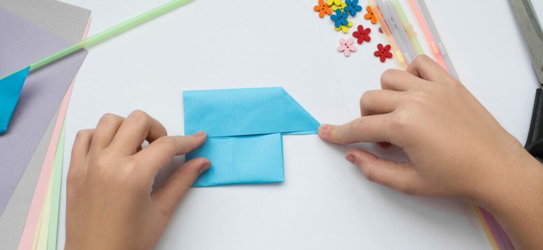 Une nouvelle fois, le travail est facilité par nos plis préparatoires
