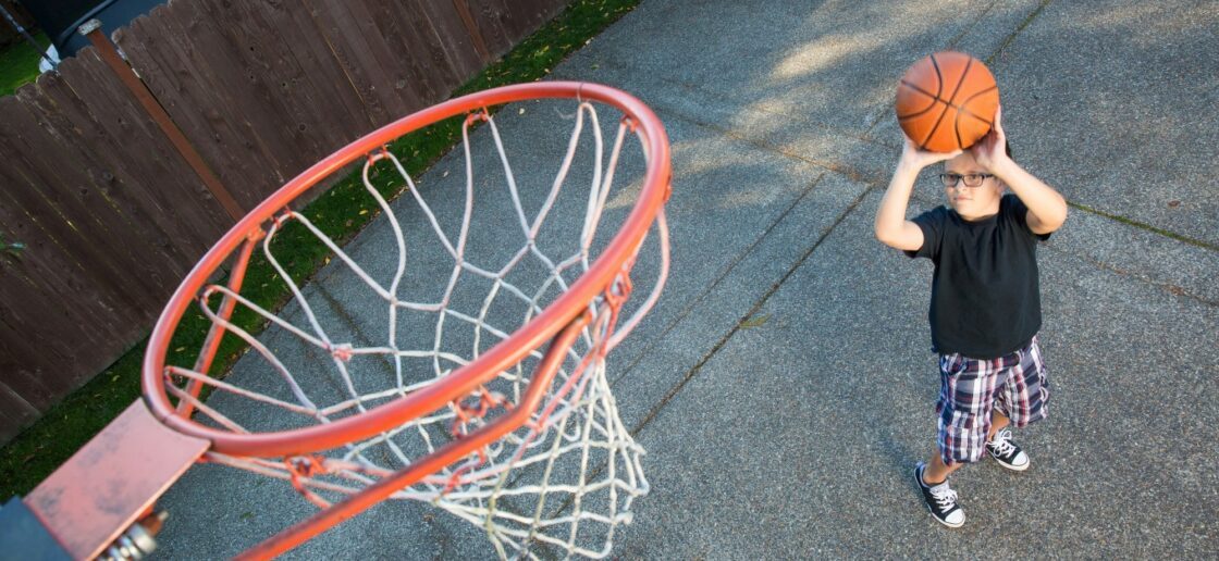 Vous pouvez aussi utiliser un vrai panier de basket
