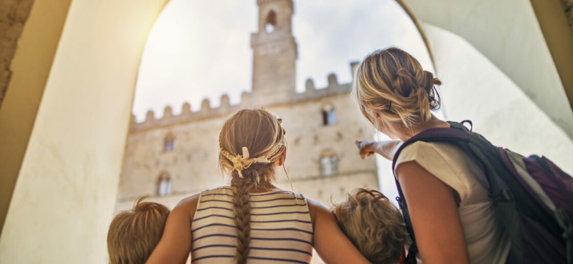 Partez en voyage pour découvrir de nouveaux horizons !
