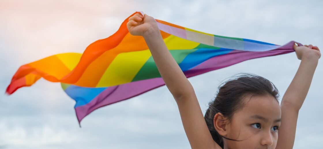 Expliquez à vos enfants ce que signifie le drapeau LGBT !
