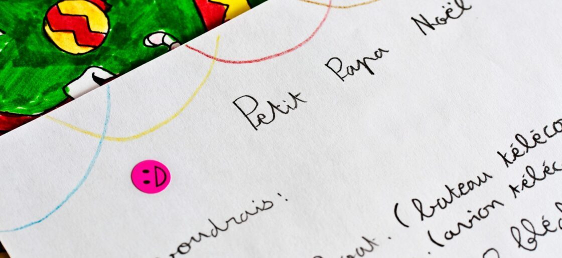 Écrire sa lettre au père Noël en famille, un vrai moment de partage !