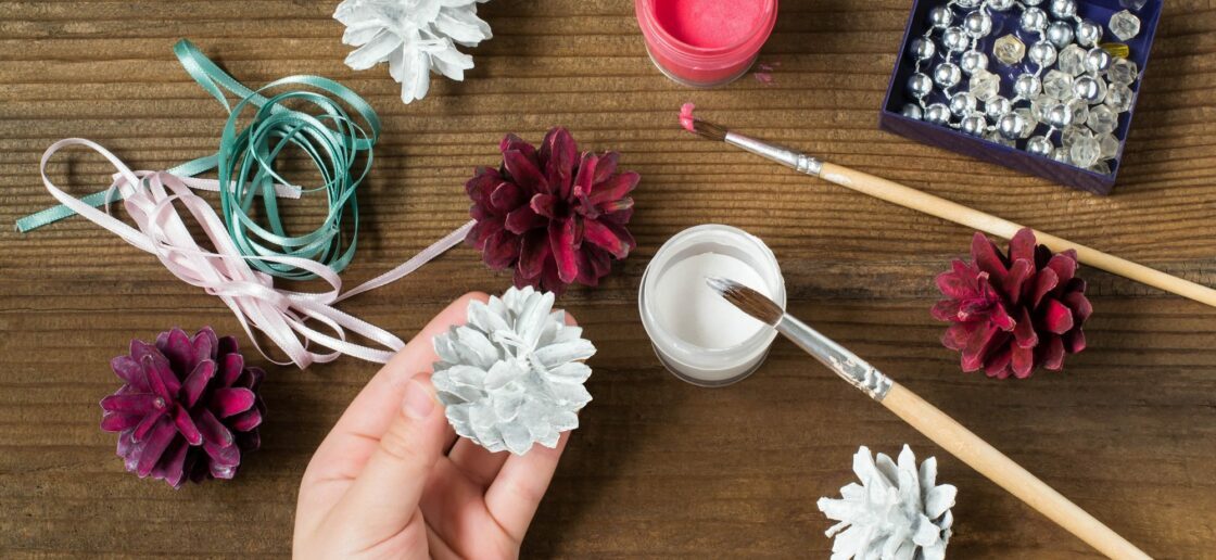 5 décorations de Noël en pommes de pin