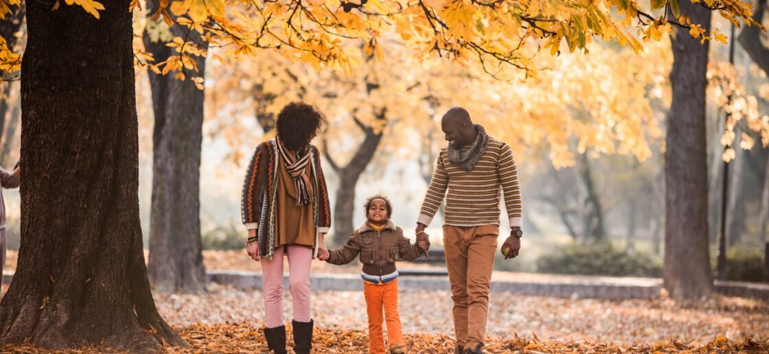 3 idées pour s’amuser avec des feuilles mortes