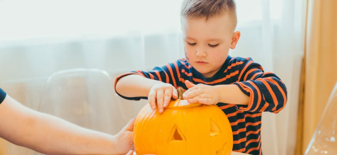 Halloween : comment creuser une citrouille originale en toute sécurité ?