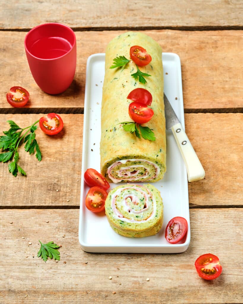Génoise roulée courgettes, jambon et La Vache qui rit®