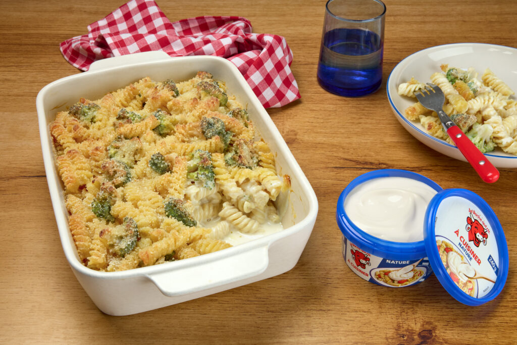 GRATIN DE FUSILLI AUX BROCOLIS ET À LA VACHE QUI RIT À CUISINER NATURE ®