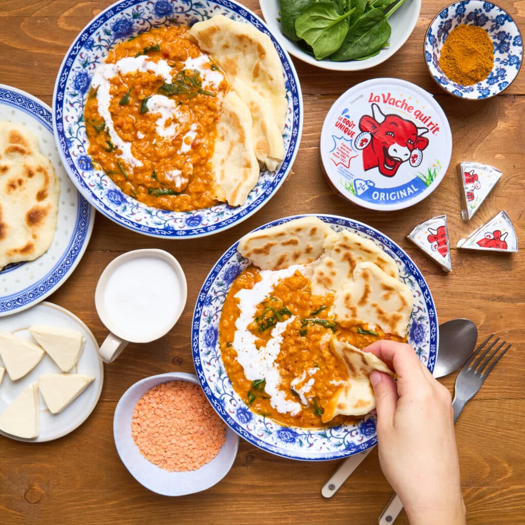 Curry de lentilles & cheese naan à La Vache Qui Rit®