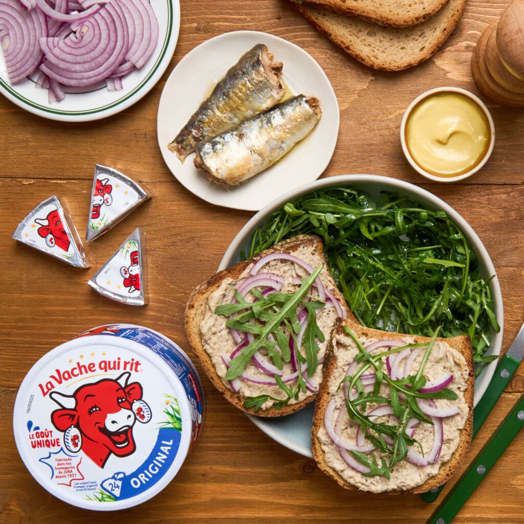 Tartines de rillettes aux sardines & La Vache qui rit ®